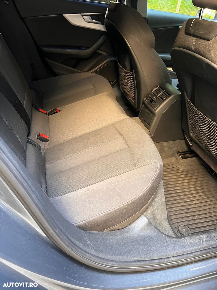 Audi A4 Limuzina 2.0 TDI ultra S tronic Sport - 9