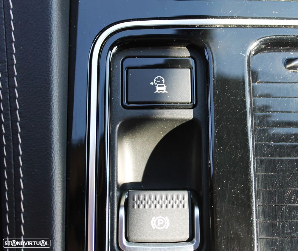 Jaguar F-Pace 3.0 TDV6 S AWD Aut. - 37