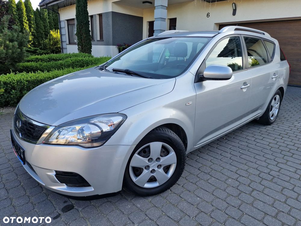 Kia Ceed 1.4 CVVT Spirit - 3