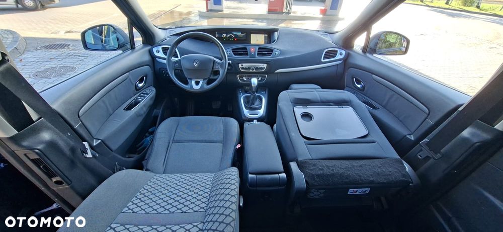 Renault Scenic 2.0 16V Privilege CVT - 10