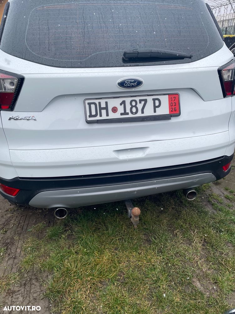 Ford Kuga - 18