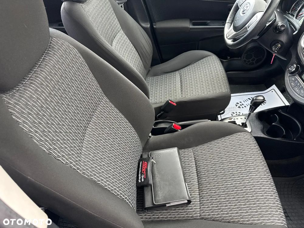 Toyota Yaris 1.33 Prestige - 14