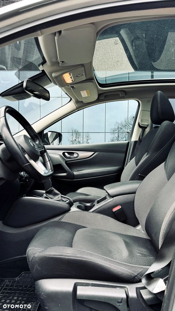 Nissan Qashqai 1.3 DIG-T N-Connecta DCT - 13