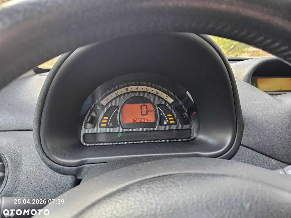 Citroën C2 1.4 VTR - 11