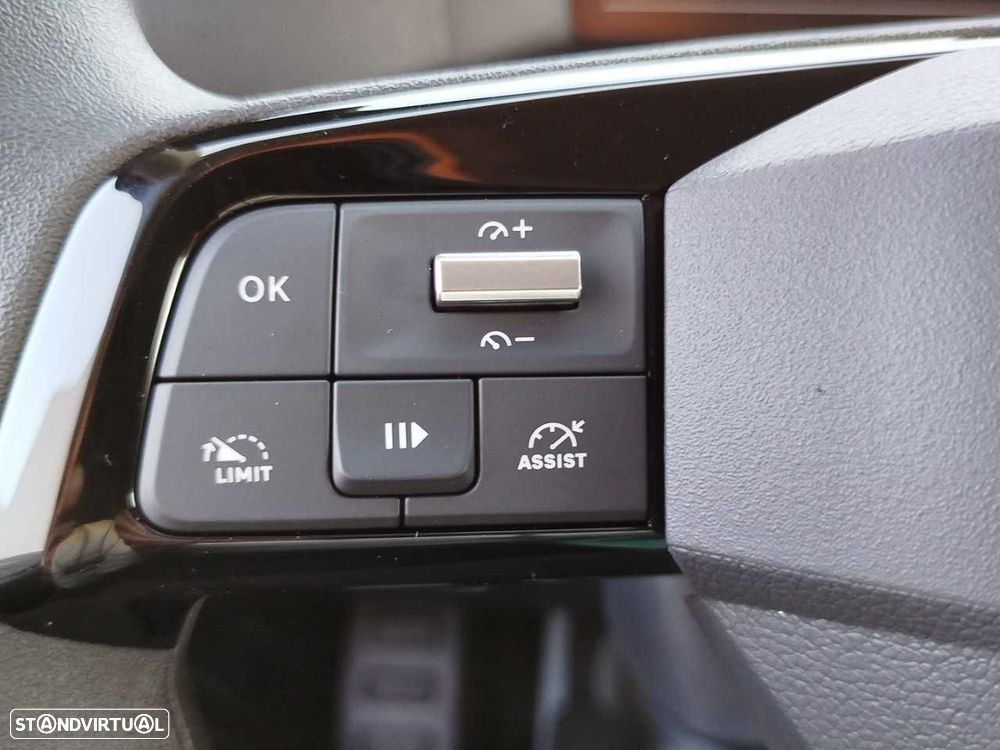 Opel Vivaro Outro - 18