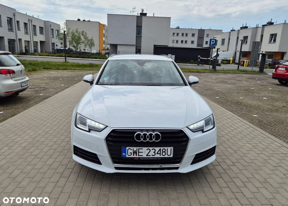 Audi A4 Avant 2.0 TDI S tronic - 5