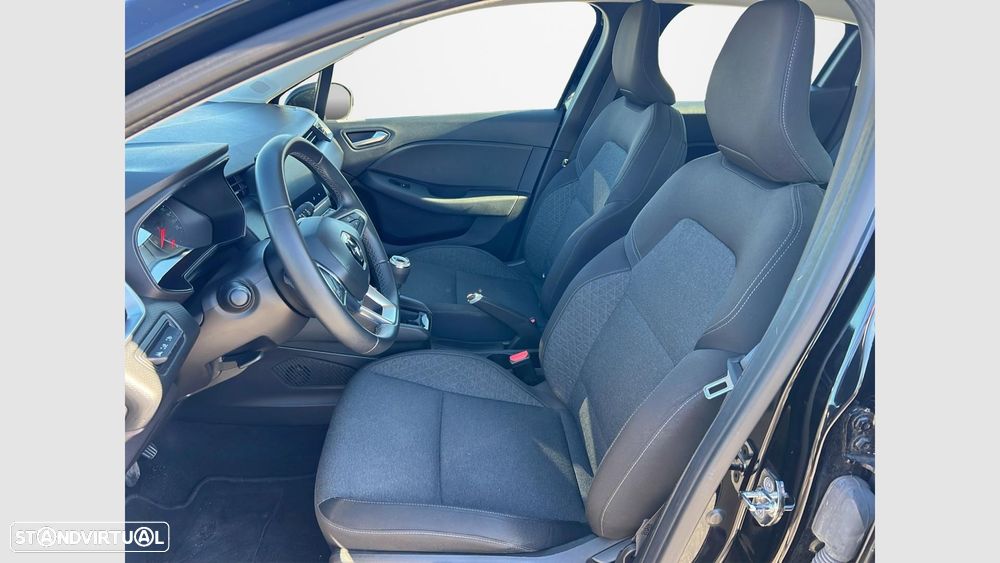 Renault Clio 1.5 Blue dCi Equilibre — fotografia 10