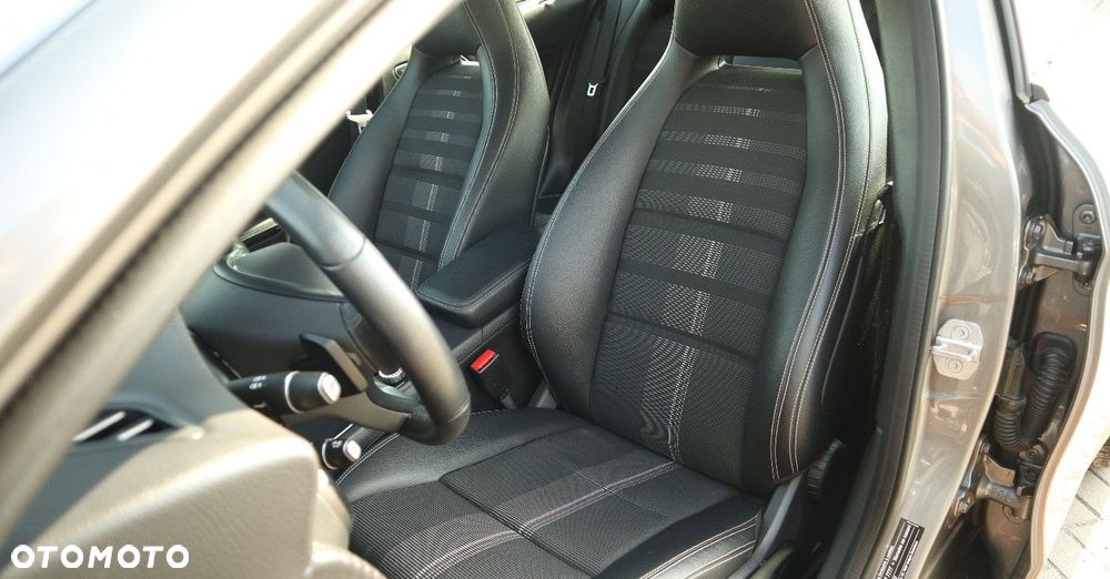 Mercedes-Benz GLA 200 (CDI) d 7G-DCT - 19