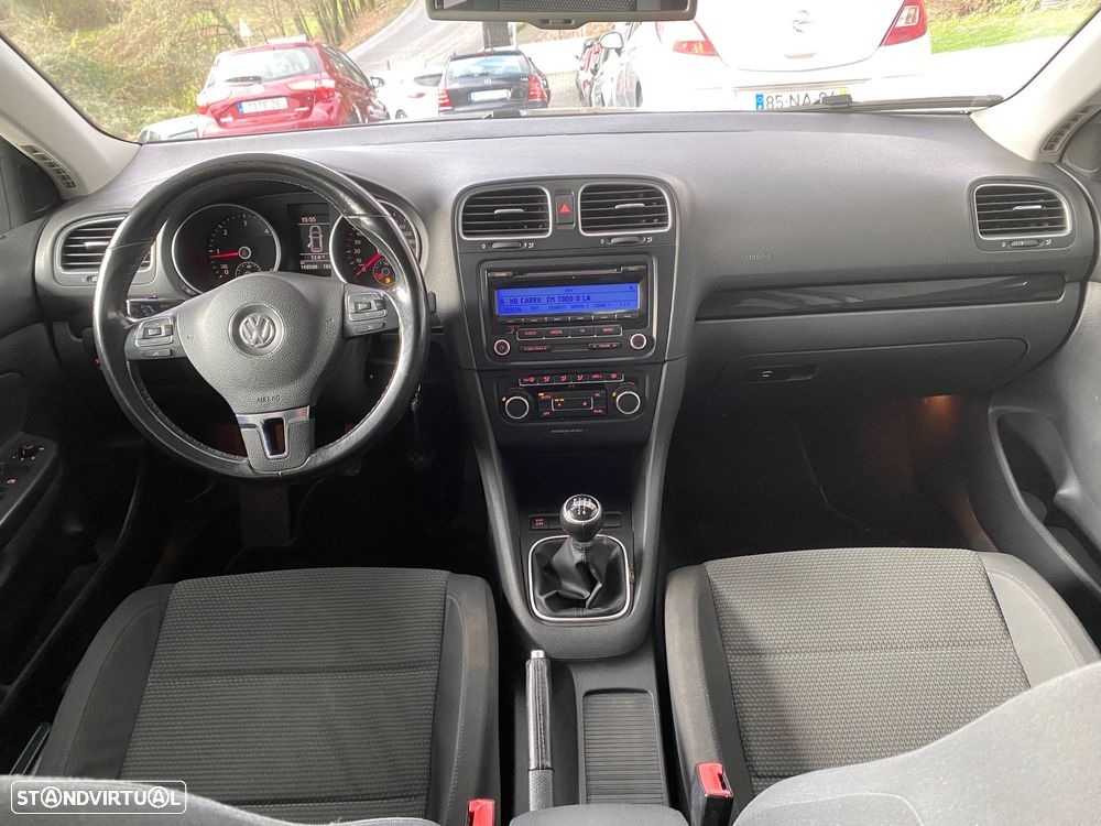 VW Golf Variant 1.6 TDi Confortline - 17