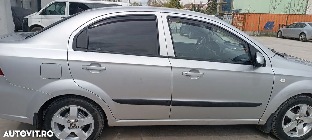 Chevrolet Aveo 1.4i LS 54 - 12