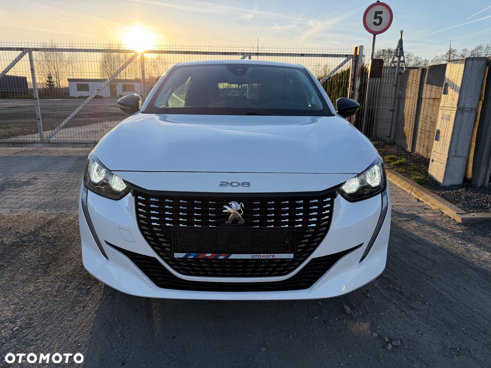 Peugeot 208 - 6