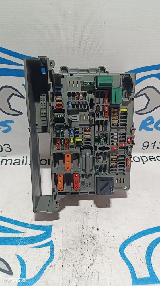 TAMPA CAIXA FUSIVEIS TAMPA PAINEL COMANDO CONTROLO SAM BMW SEIRE 1 E87 6114911944502 61149119445 9119445 E81 E82 E87 LCI E88 SERIE 3 E90 E90 LCI E91 E91 LCI E92 E92 LCI E93 E93 LCI X1 E84 - 3
