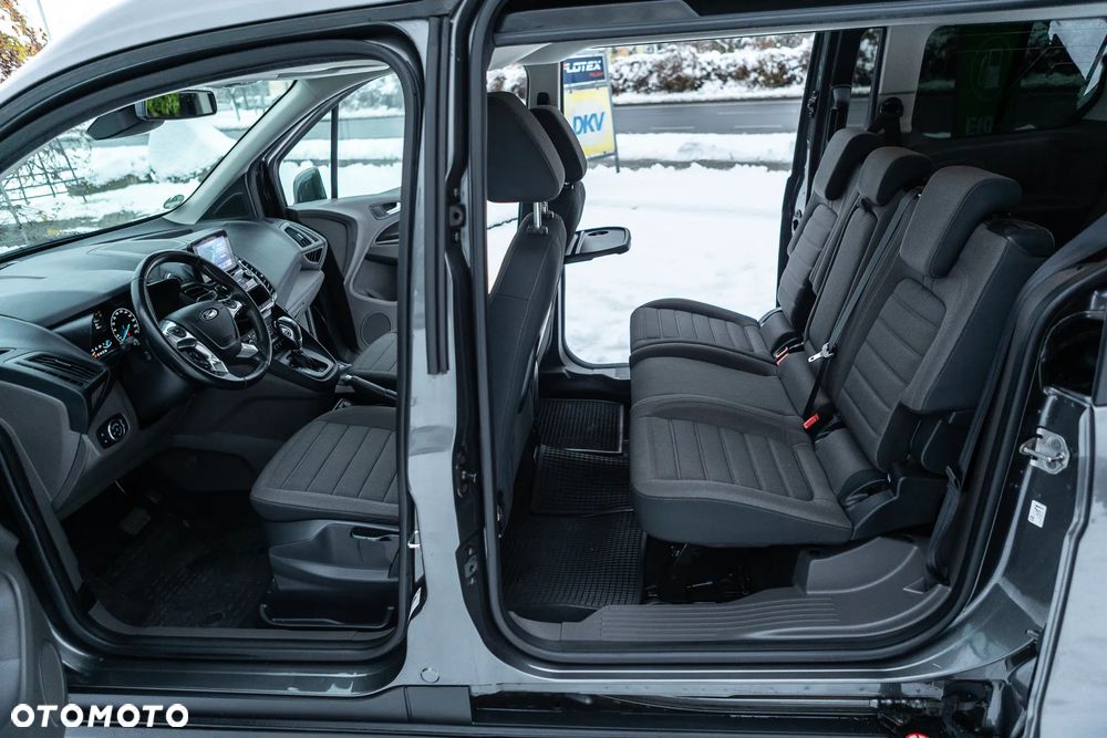 Ford Tourneo Connect - 24