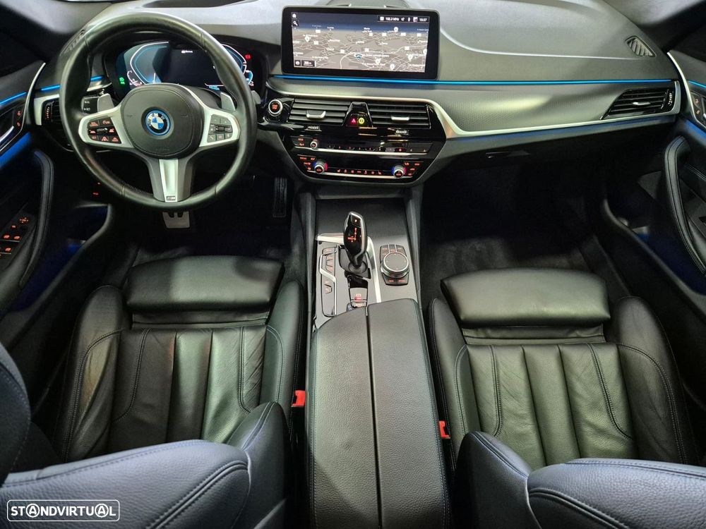 BMW 530 e Pack M - 10