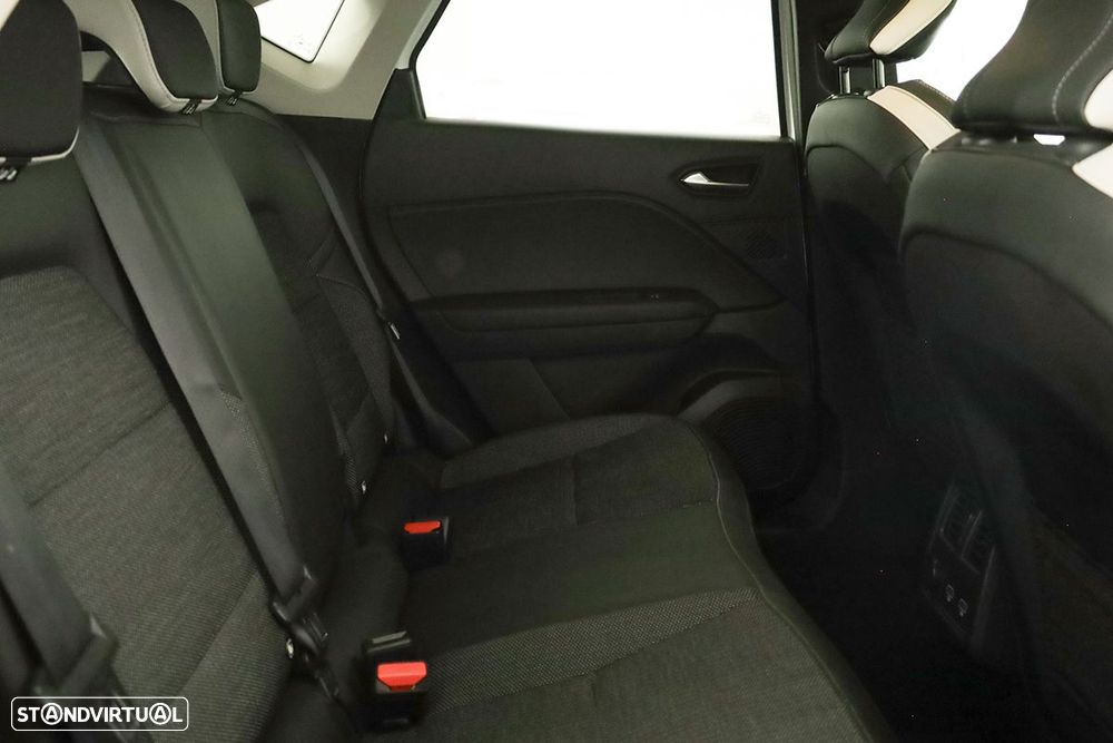 Renault Captur 1.0 TCe Techno Bi-Fuel - 24