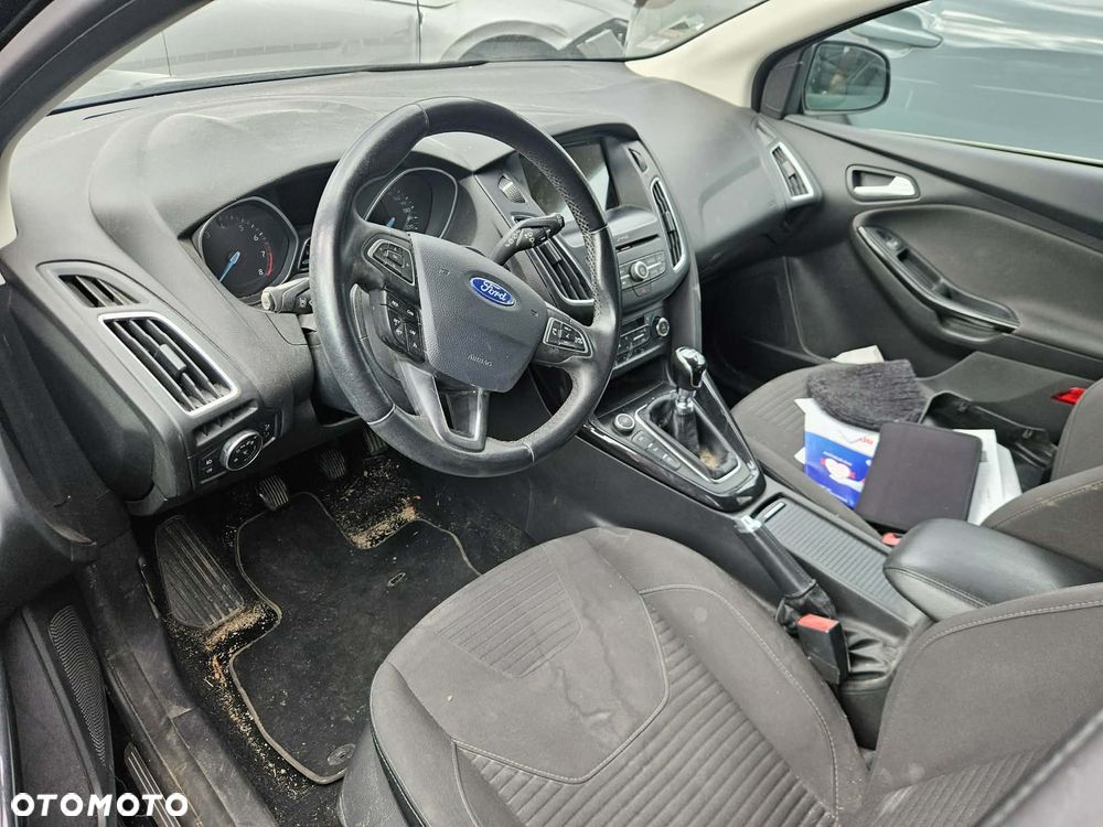 Ford Focus 1.0 EcoBoost Start-Stopp-System ACTIVE - 4