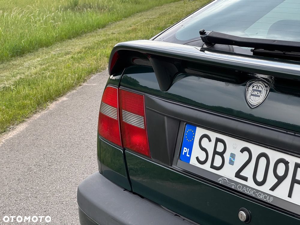 Lancia Delta 2000 - 7