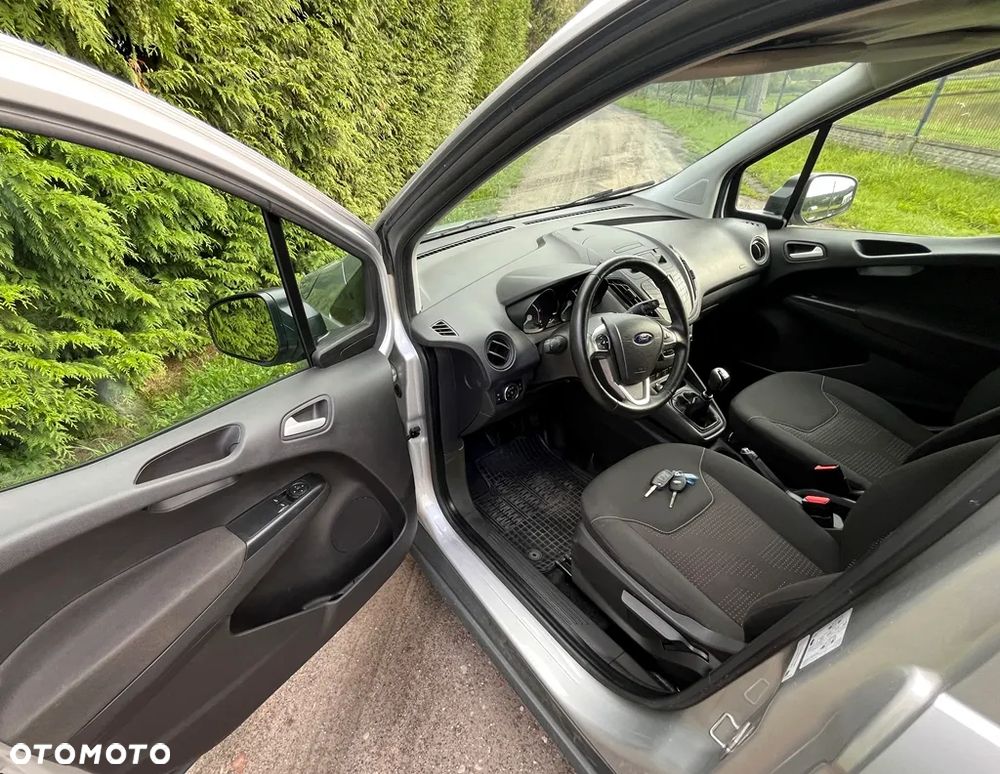 Ford TRANSIT COURIER - 17