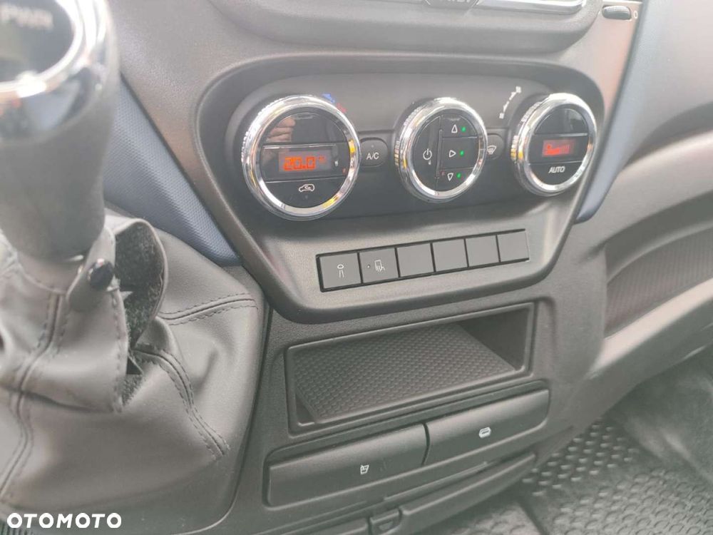 Iveco Daily - 28