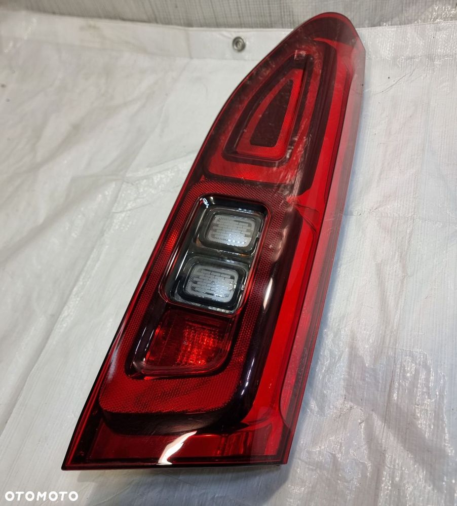 Lampa Tył Prawa COMBO E BERLINGO IV 4 RIFTER PROACE  9820555080 - 2