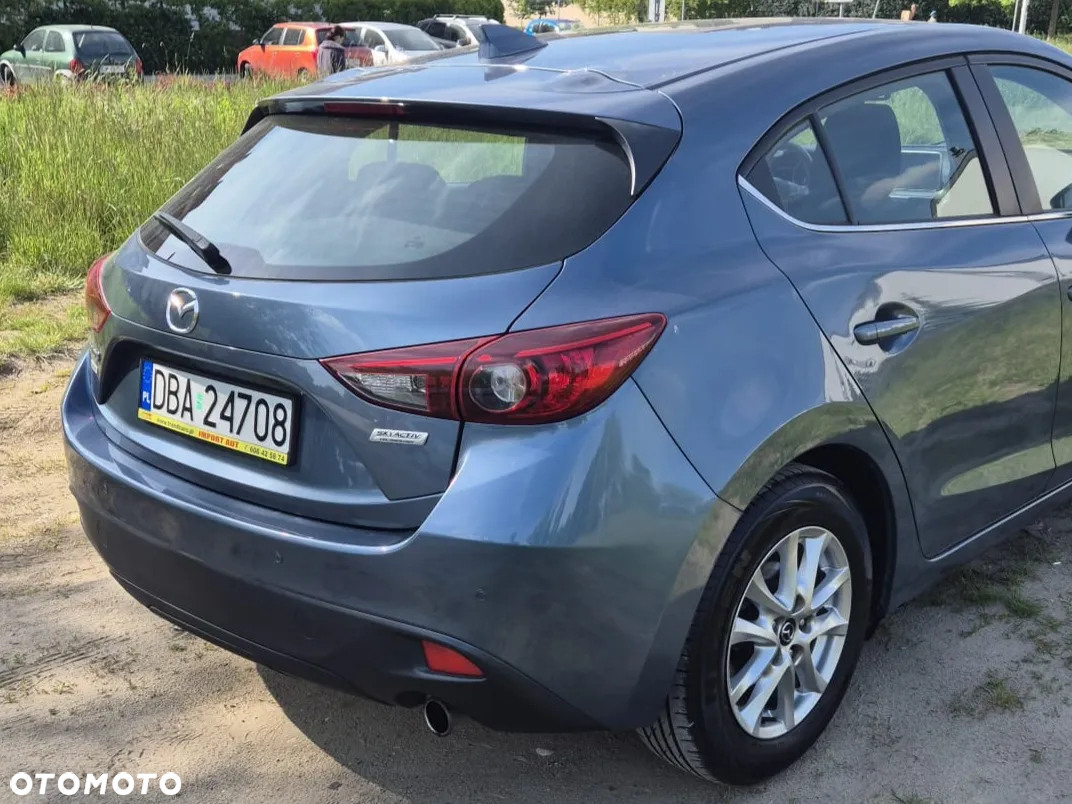 Mazda 3 - 8