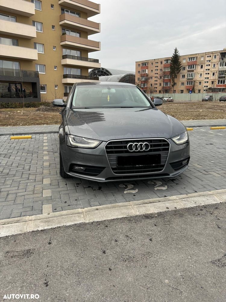 Audi A4 - 1