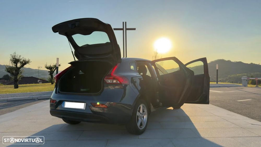 Volvo V40 D2 Kinetic - 10