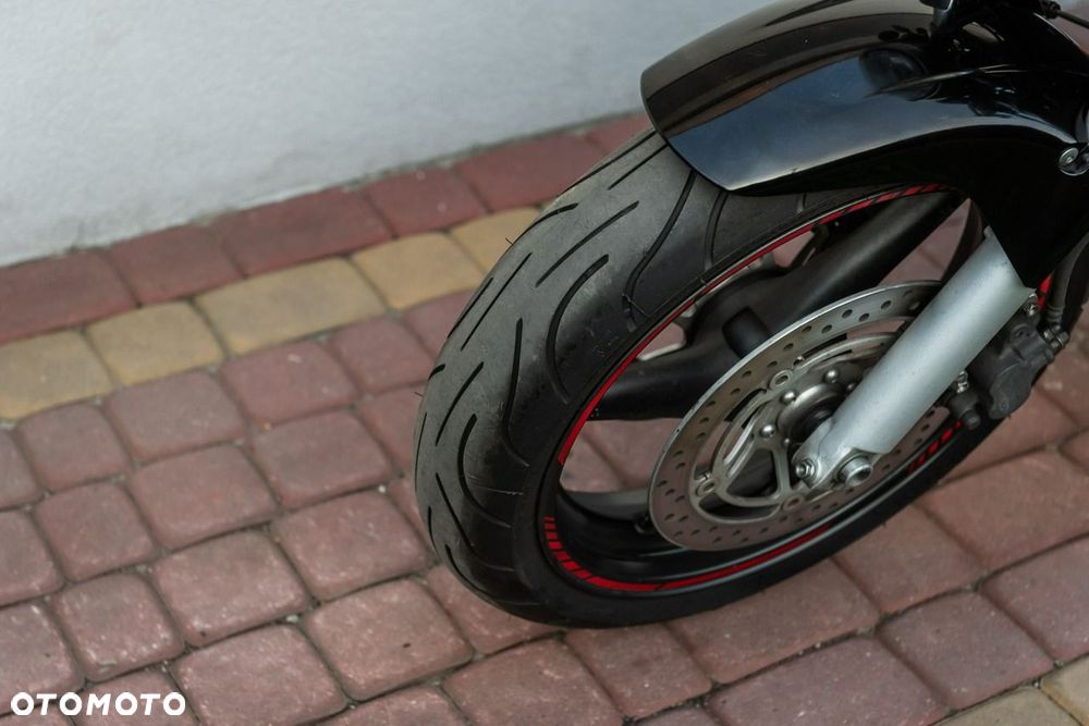 Honda Hornet - 8