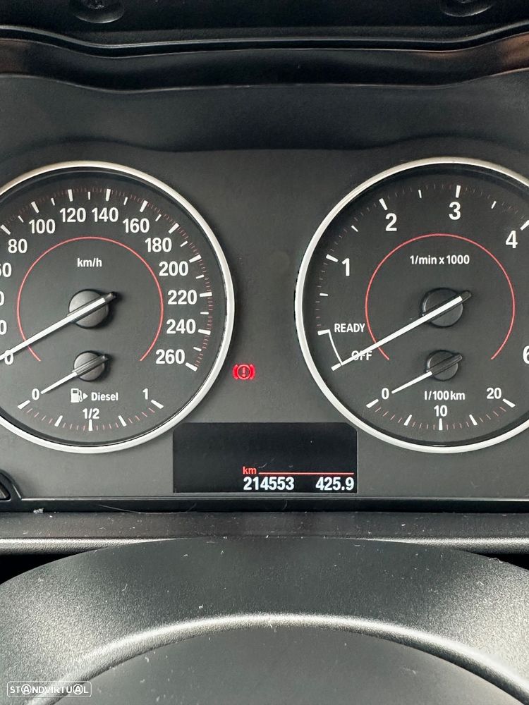 BMW 118 d Pack M - 16