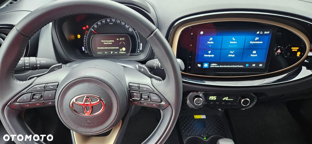 Toyota Aygo X 1.0 VVT-i Executive CVT - 17