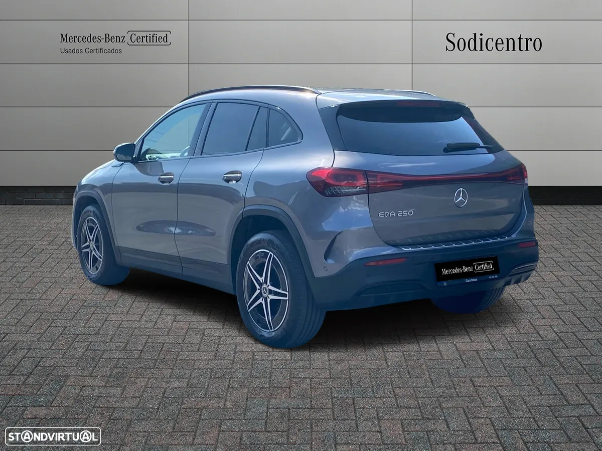 Mercedes-Benz EQA 250 AMG Line - 3