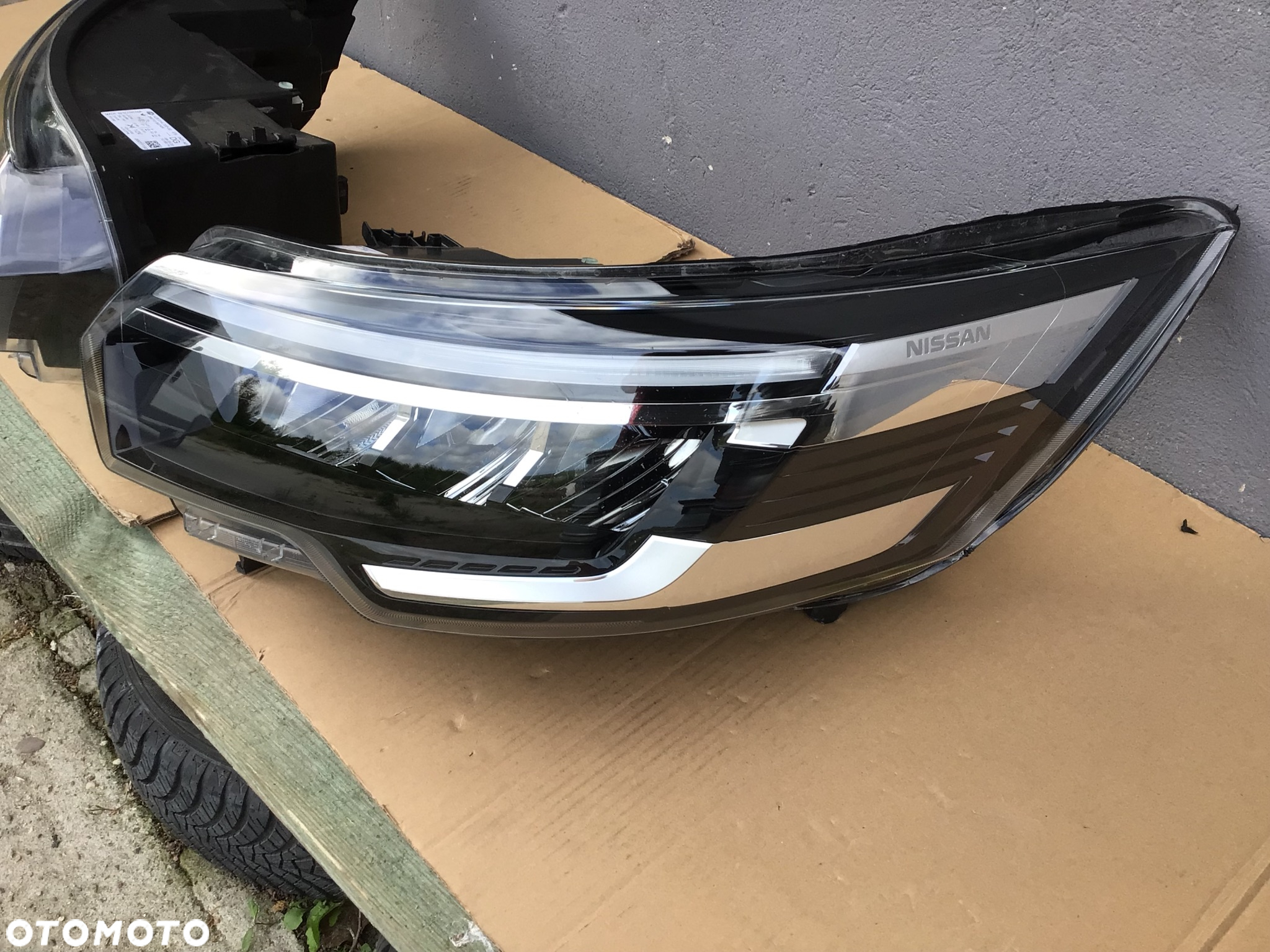 Lampa przednia lewa prawa Nissan NV300 Lift Primastar Full Led - 2