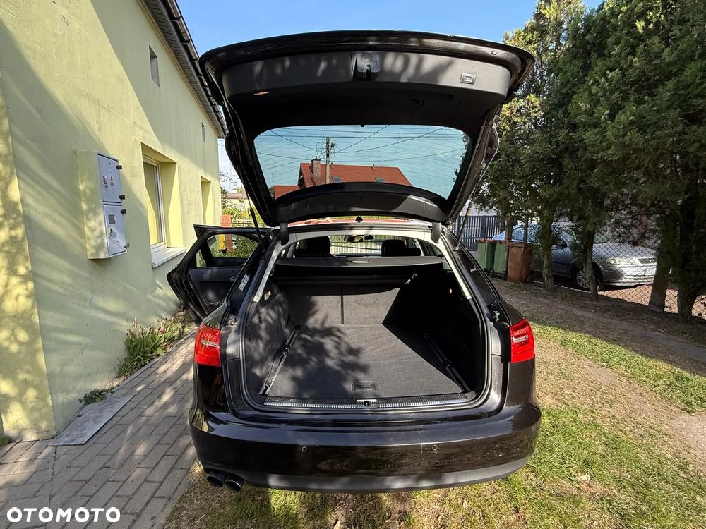 Audi A6 Avant - 16