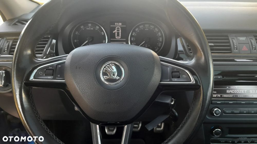 Skoda RAPID 1.2 TSI Style+ - 8