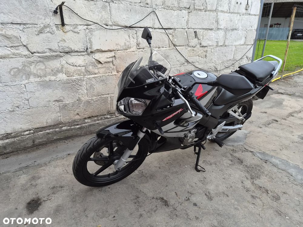 Honda CBR - 13