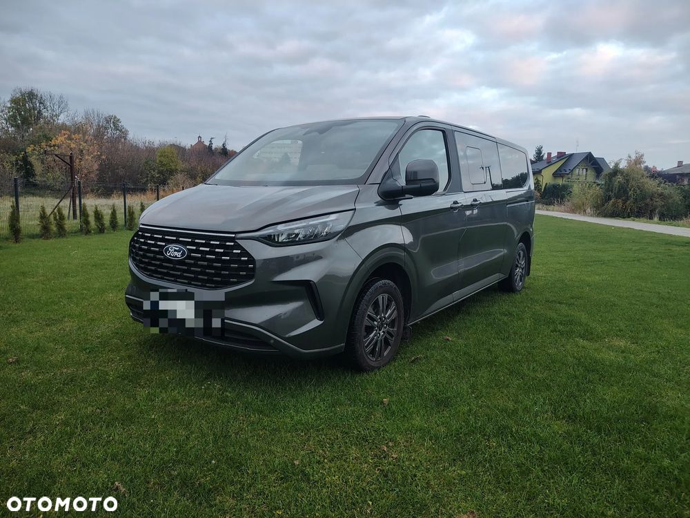 Ford Tourneo Custom 2024 photo 2