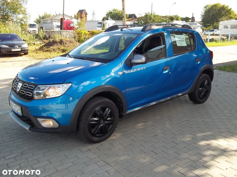 Dacia Sandero TCe 90 S&S Celebration - 4