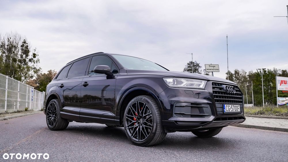 Audi Q7 - 11