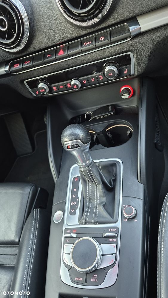 Audi A3 Sportback 2.0 TDI (clean diesel) quattro S tronic S line Sportpaket - 22