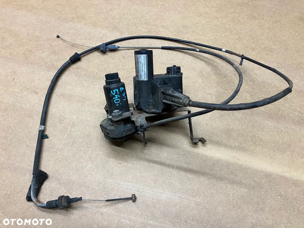 SILNICZEK TEMPOMATU STEROWNIK BMW E31 E32 E34 V8 M60 OEM 1378315 - 2