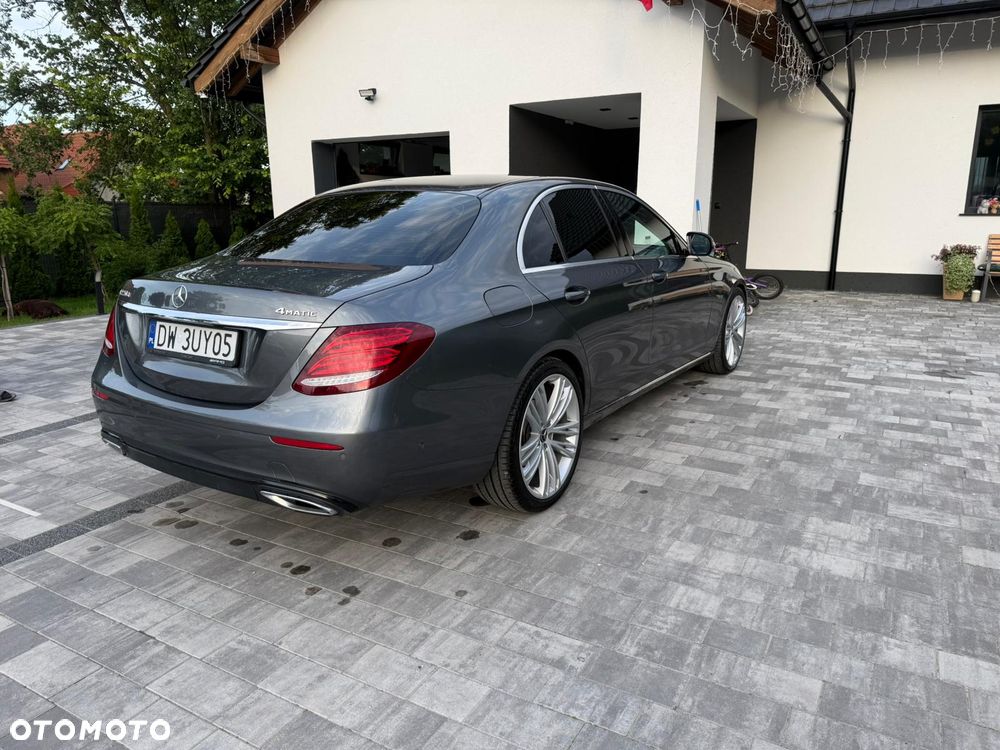 Mercedes-Benz E-Class 2019 photo 3