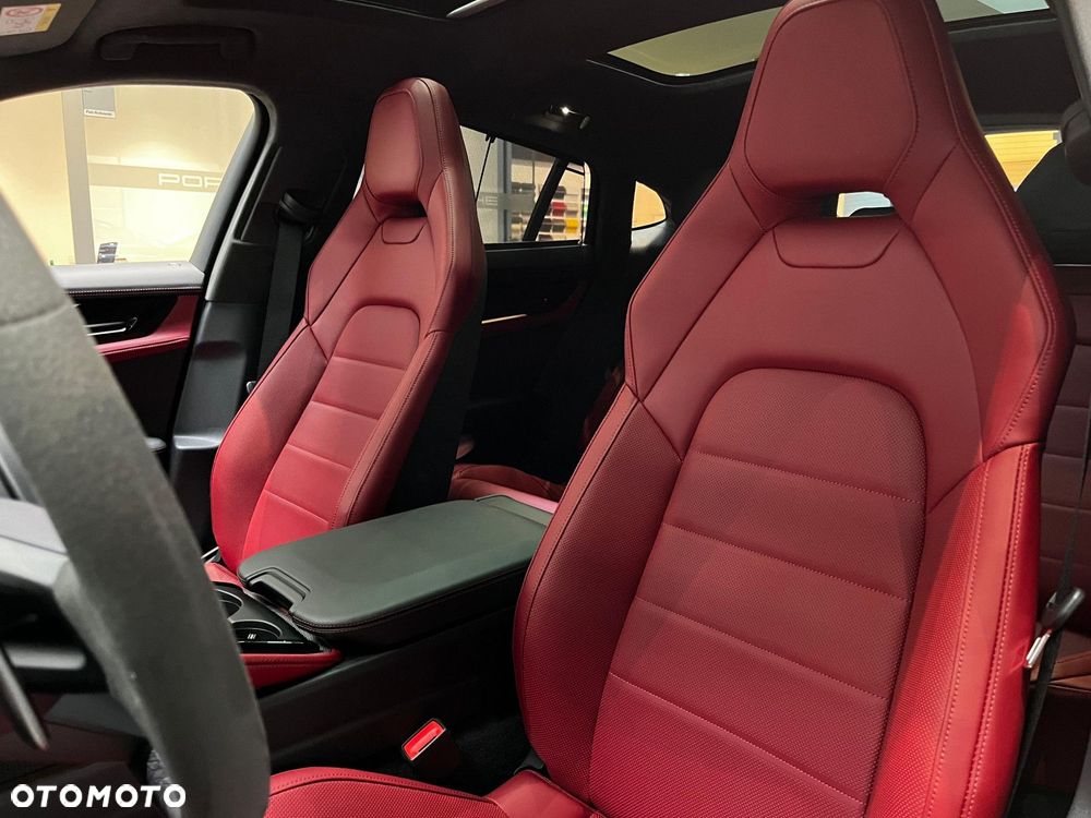 Porsche Panamera 4 - 7