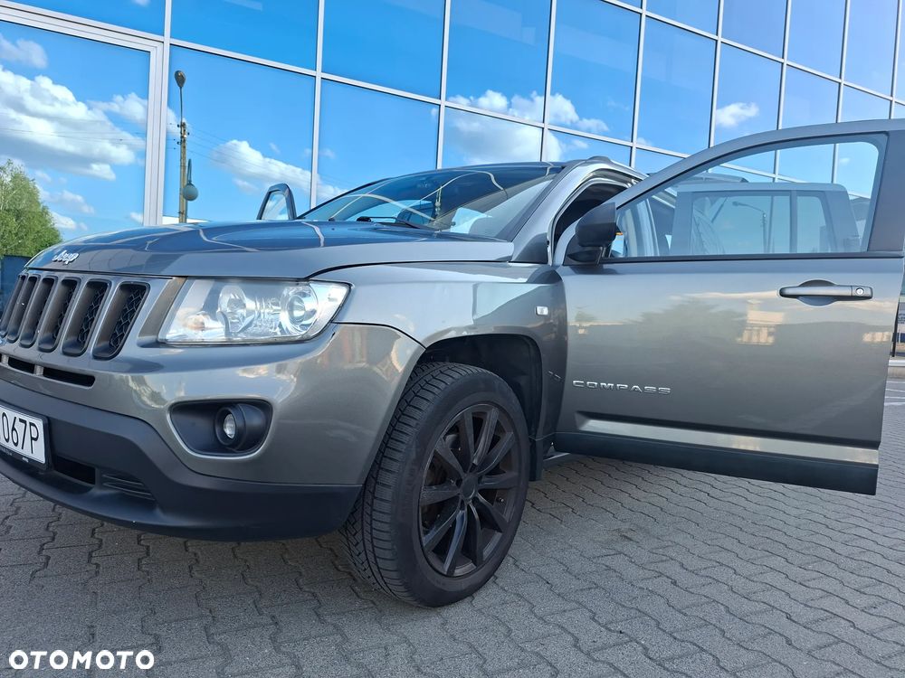 Jeep Compass - 18