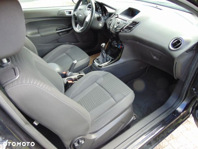 Ford Fiesta 1.5 TDCi Champions Edition - 13