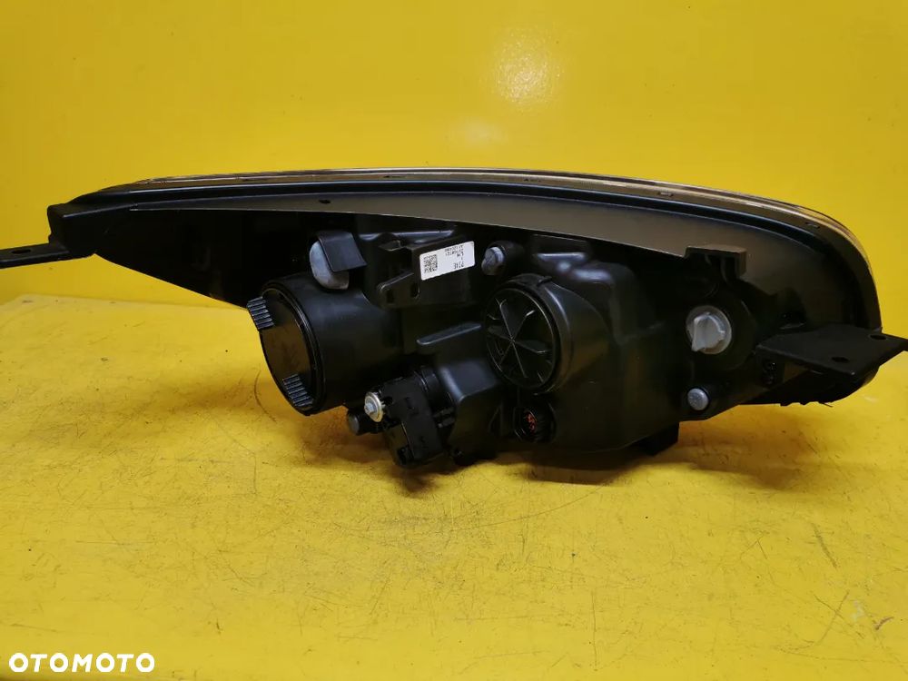KIA SOUL II LAMPA LEWA PRZOD CZARNA 92101-B2 - 4