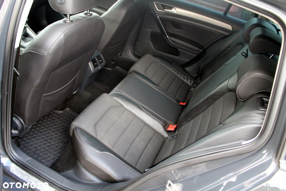 Volkswagen Golf 1.6 TDI 4Motion BlueMotion Technology Comfortline - 18