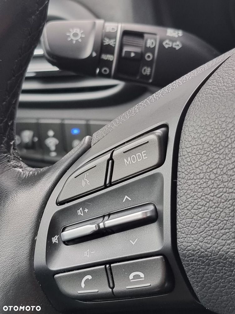 Hyundai i30 1.5 DPI Smart - 32