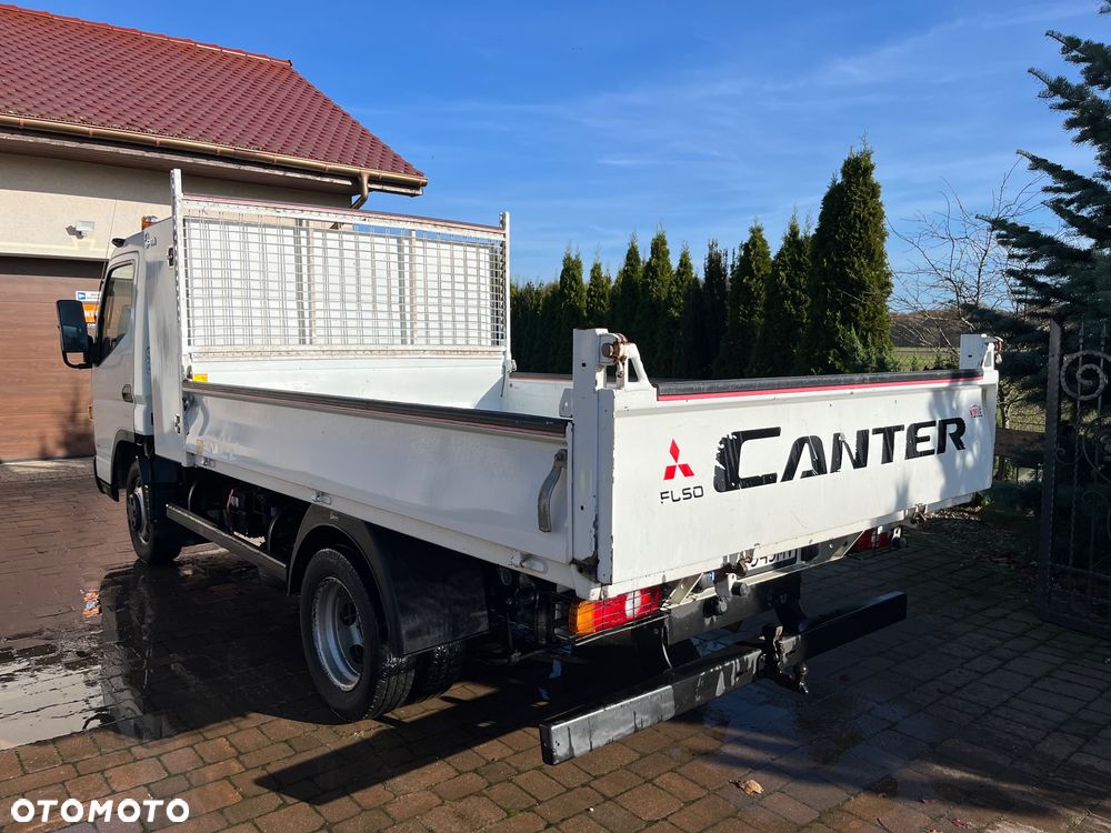 Mitsubishi Fuso Canter - 4