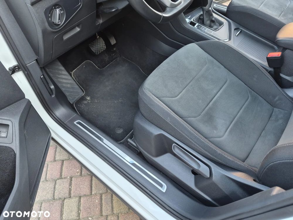 Volkswagen Tiguan 1.4 eHybrid OPF DSG Elegance - 11