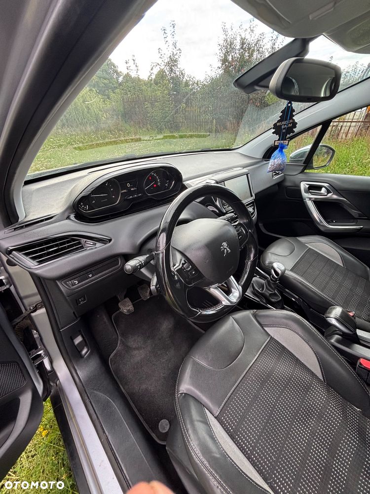Peugeot 2008 - 23